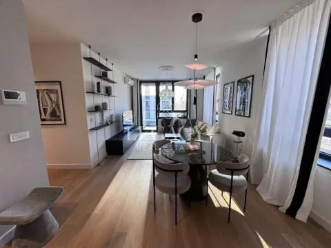 Rent, three bedroom apartment, 77m², Savski Venac, Beograd - image 2