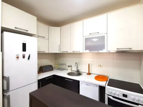 Rent, two bedroom apartment, 55m², Stari Aerodrom, Podgorica - image 4