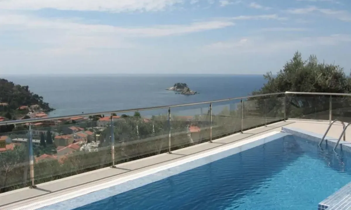 Sale, office space, 146m², Petrovac, Budva