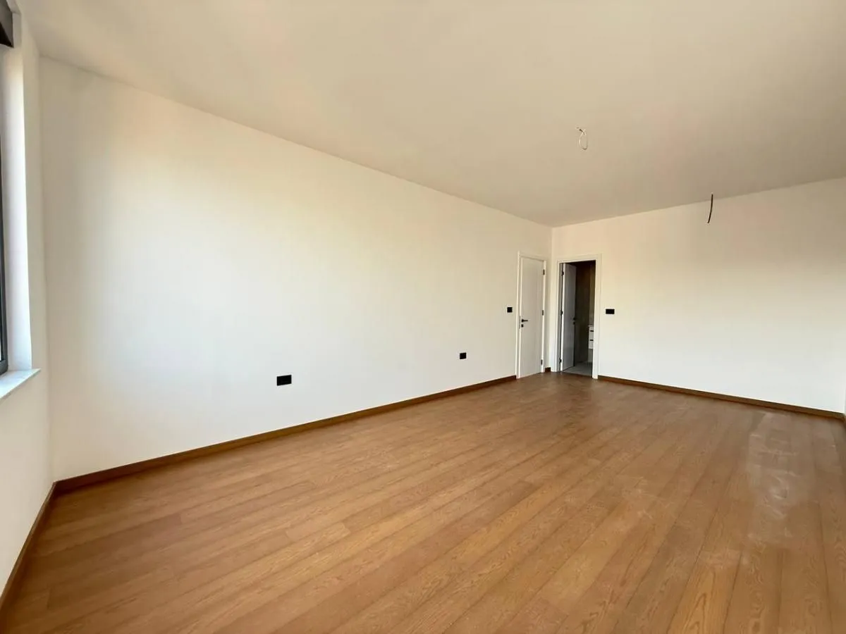 Prodaja, stan, 135m², Bulevar patrijarha Pavla, Novi Sad Sve Podlokacije