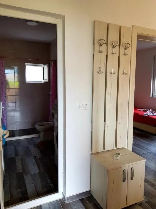 Izdavanje, jednosoban stan, 40m², Bar, Crna Gora