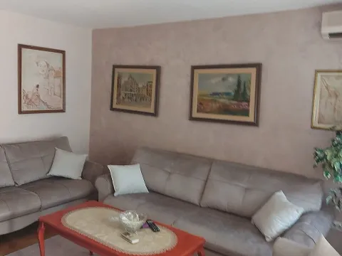 Prodaja, trosoban stan, 86m², Zabjelo, Podgorica