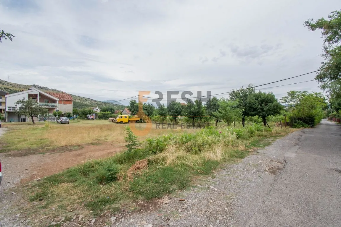 Prodaja, plac, 1100m², Tološi, Podgorica