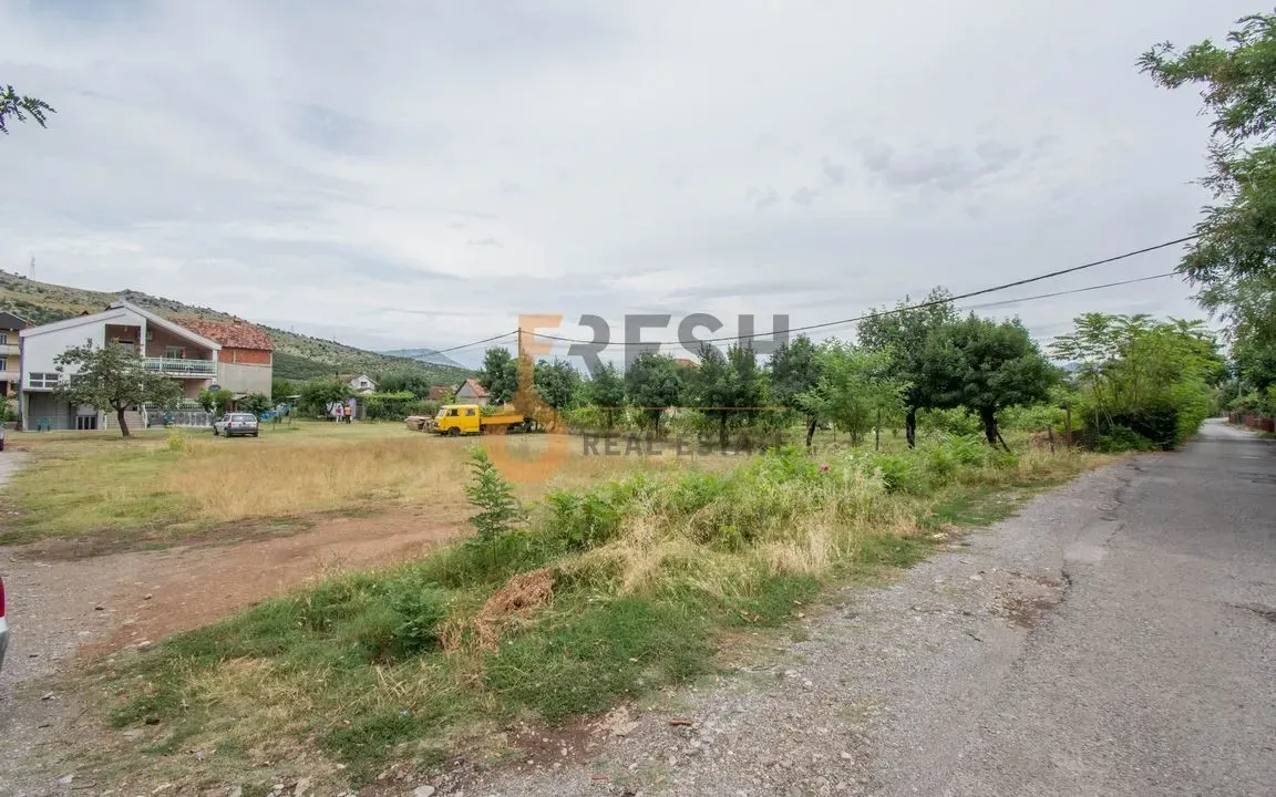 Prodaja, plac, 1100m², Tološi, Podgorica