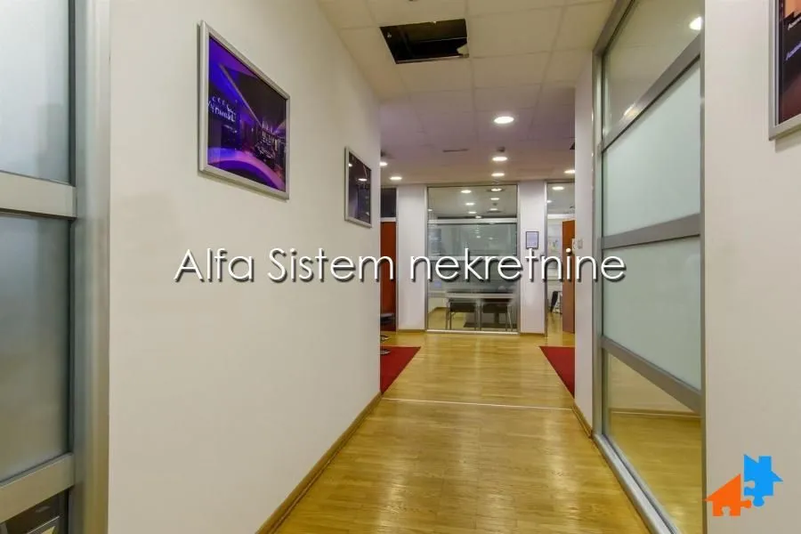 Rent, office space, 335m², Bezanijska Kosa 1, Bežanijska Kosa Sve Podlokacije