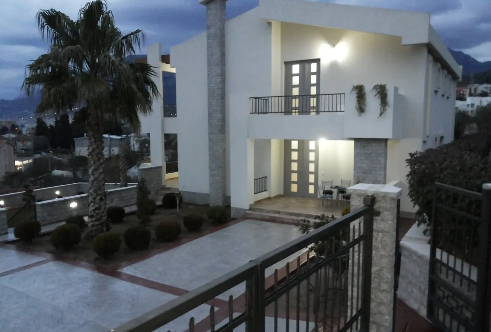 Sale, house, 248m², Bar, Crna Gora
