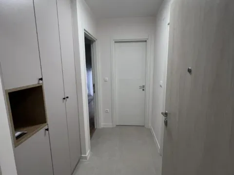 Izdavanje, jednosoban stan, 41m², Zabjelo, Podgorica - image 2