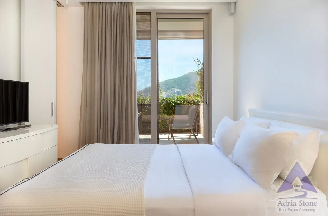 Sale, one bedroom apartment, 97m², Zavala, Budva