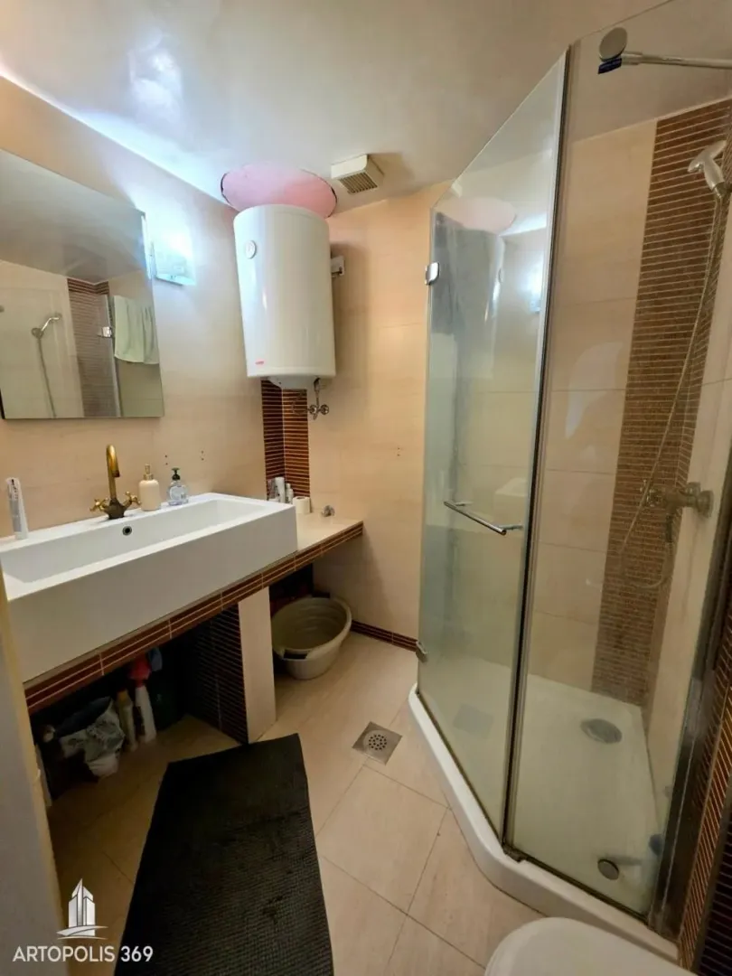 Sale, two bedroom apartment, 66m², Kanarevo Brdo, Beograd
