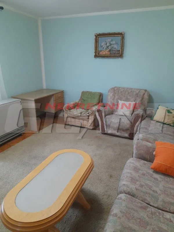 Izdavanje, trosoban stan, 90m², Resnik, Beograd