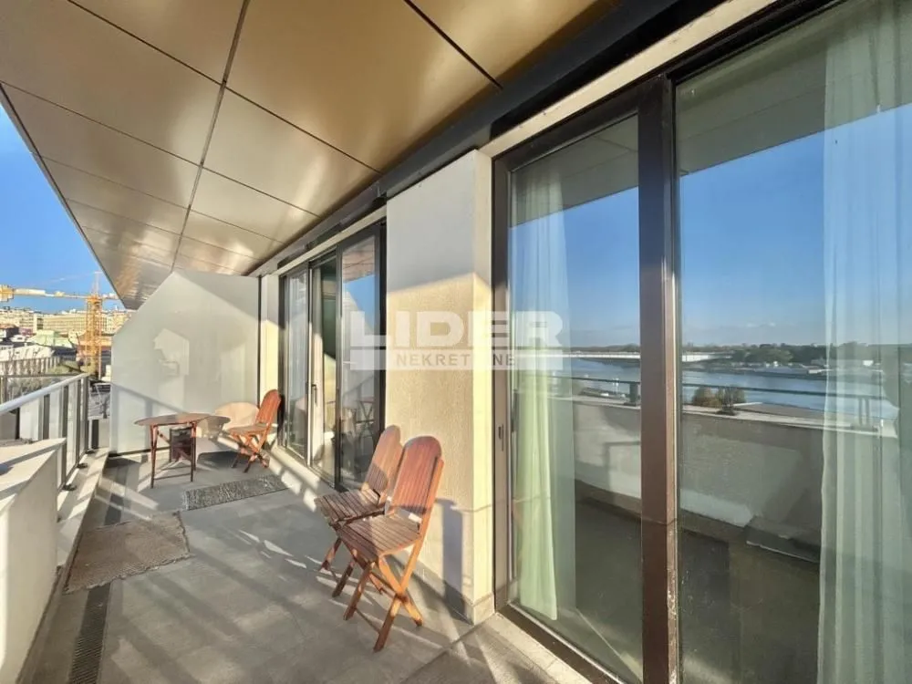 Sale, three bedroom apartment, 108m², Savski Venac, Beograd