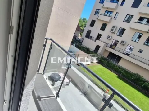 Rent, three bedroom apartment, 50m², Čukarica, Beograd - image 15