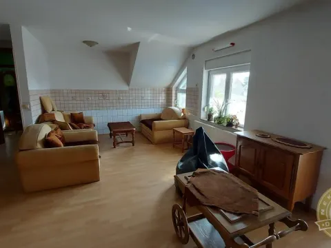 Prodaja, kuća, 340m², Veternik, Novi Sad Sve Podlokacije - image 28