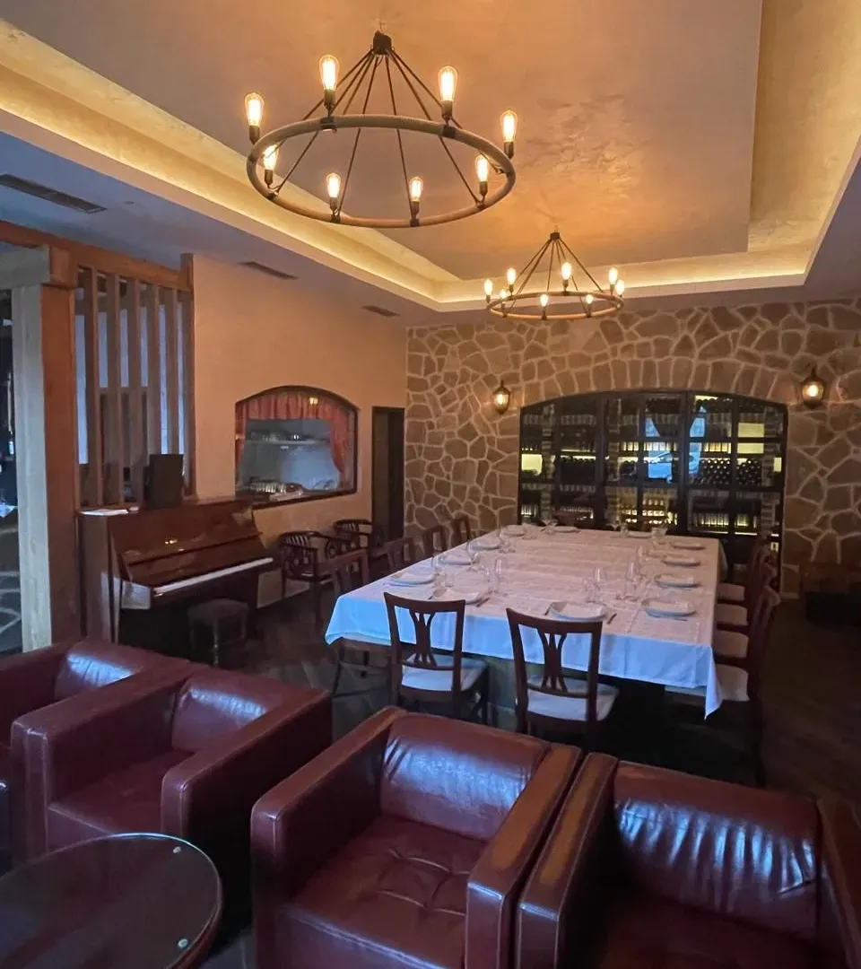 Sale, office space, 100m², Cetinje, Crna Gora
