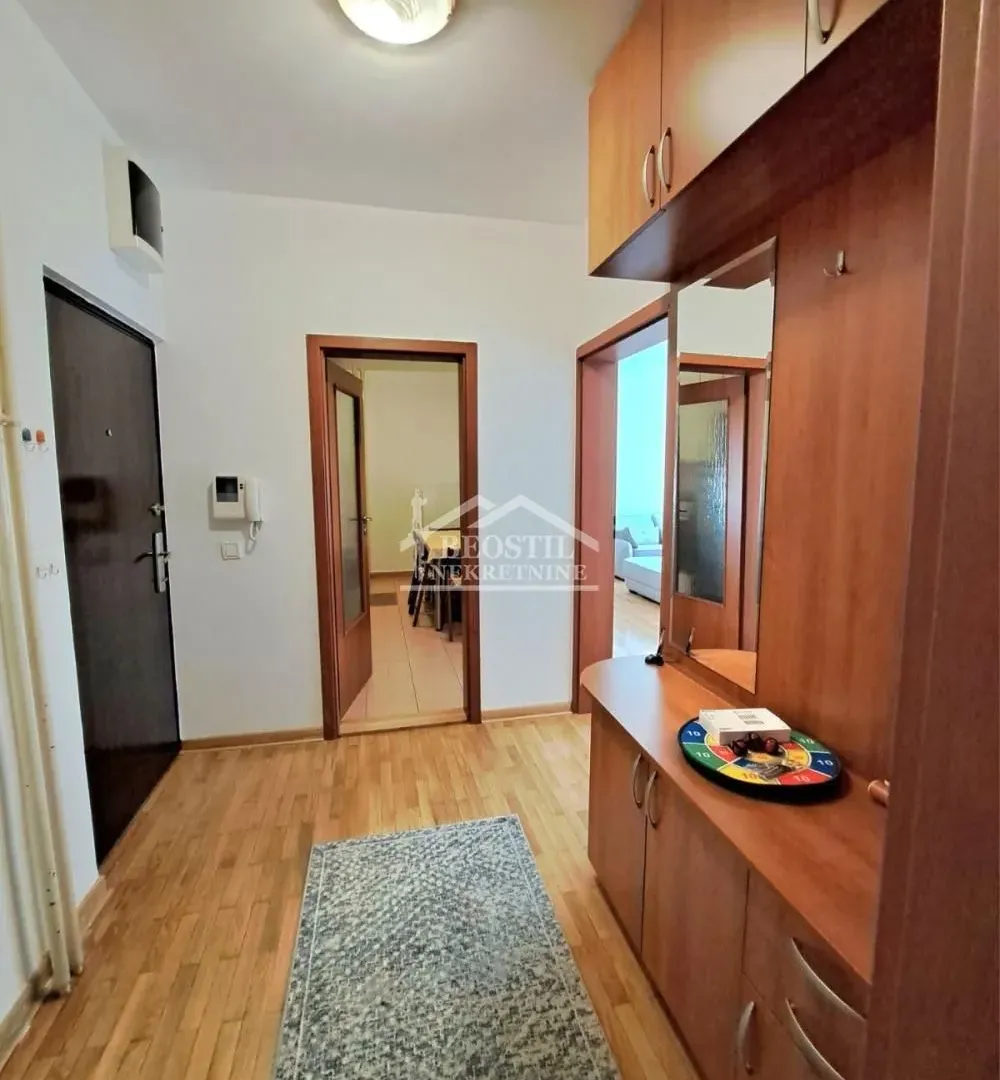 Rent, three bedroom apartment, 81m², Crveni Krst, Beograd