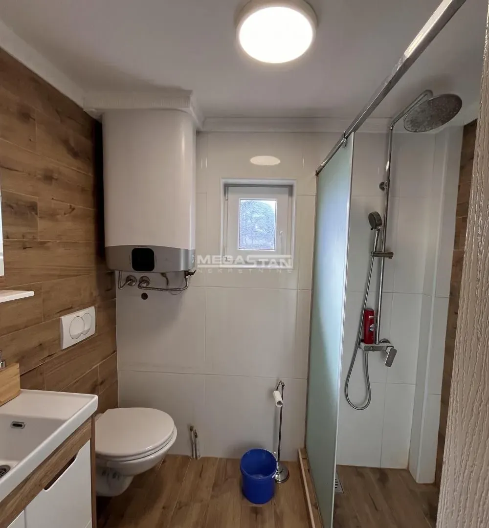 Prodaja, kuća, 184m², Vrčin, Grocka