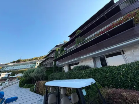 Sale, two bedroom apartment, 146m², Budva, Crna Gora - image 15
