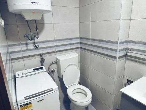 Sale, one bedroom apartment, 45m², Tuški Put, Podgorica - image 6