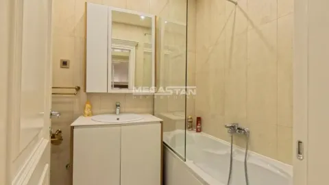 Rent, four bedroom apartment, 107m², Stari Grad, Beograd - image 8