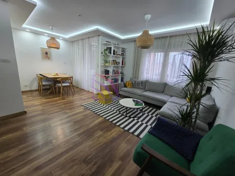 Prodaja, trosoban stan, 89m², Autobuska stanica, Podgorica - image 12