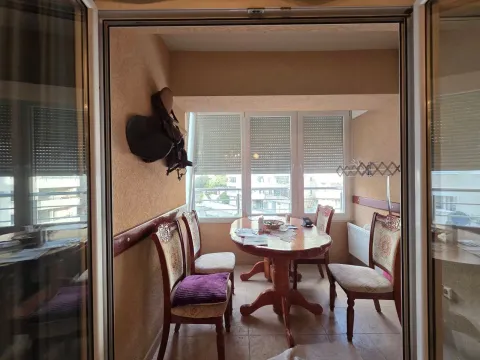 Sale, studio apartment, 37m², Budva, Crna Gora - image 12