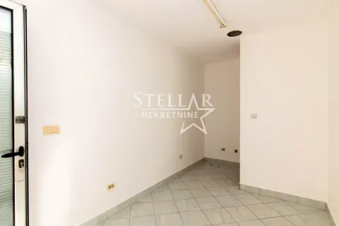 Rent, office space, 11m², Pobrežje, Podgorica - image 2