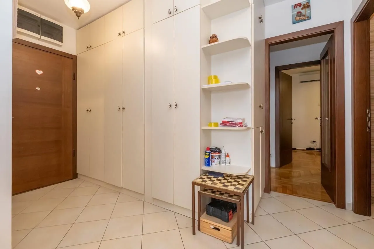 Rent, three bedroom apartment, 97m², Blok 9, Podgorica