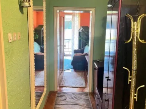 Izdavanje, dvosoban stan, 55m², Centar, Podgorica - image 4