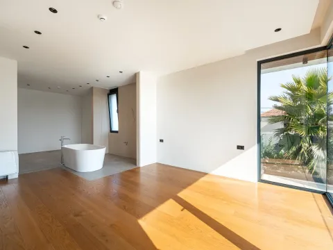 Sale, house, 262m², Gornja Gorica, Podgorica - image 32