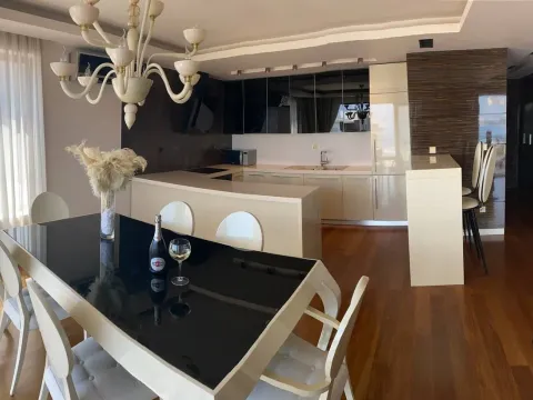 Sale, three bedroom apartment, 111m², Budva, Crna Gora - image 11