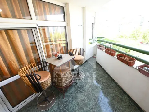 Rent, one bedroom apartment, 65m², Blok 6, Podgorica - image 8