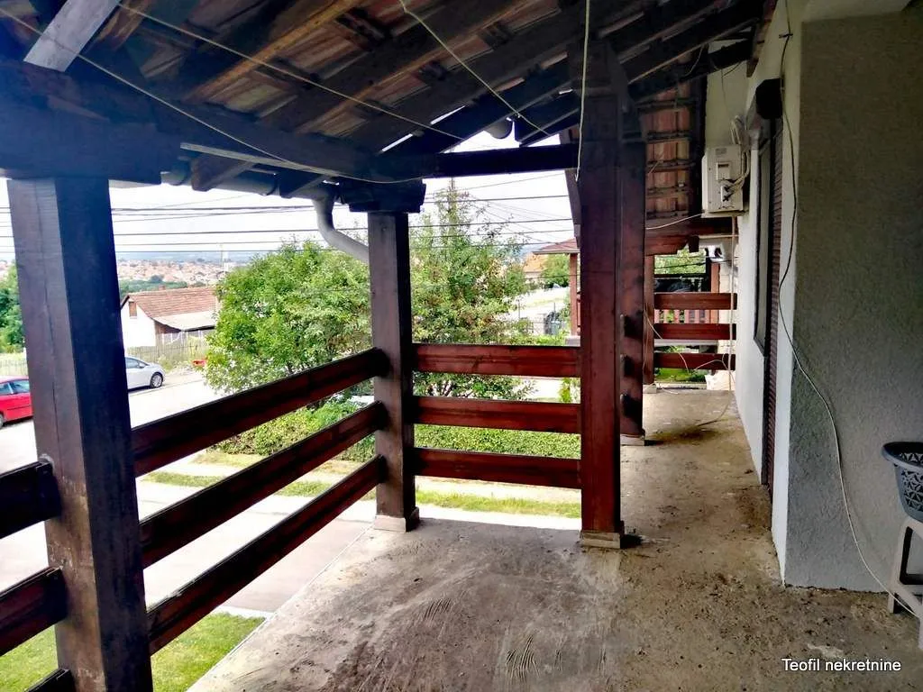 Prodaja, kuća, 307m², Lazarevac, Beograd