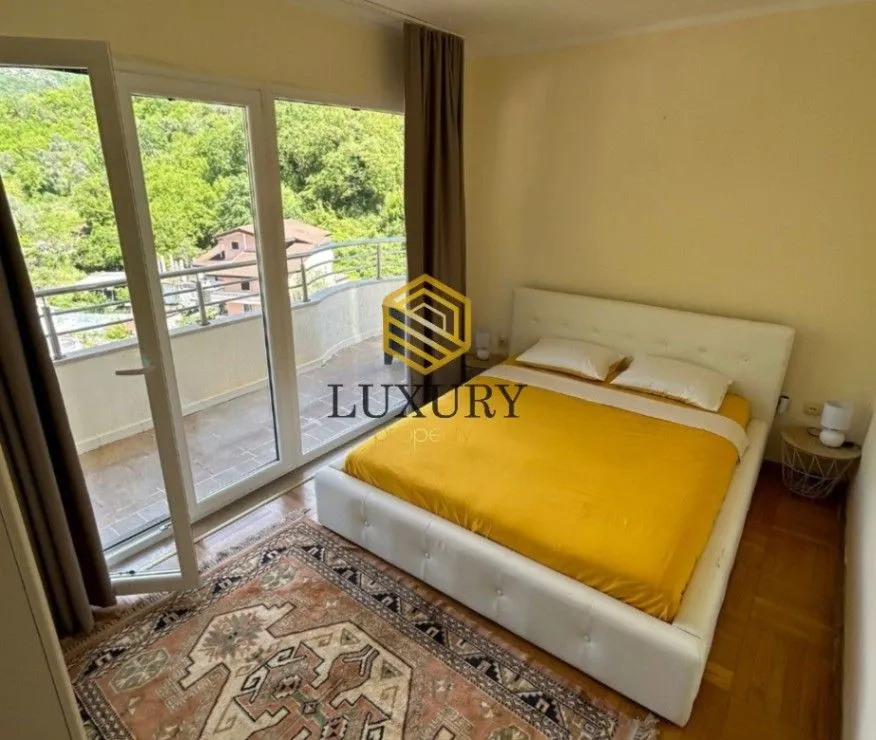 Rent, apartment, 81m², Bečići, Budva