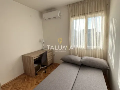 Izdavanje, dvosoban stan, 106m², Stari Aerodrom, Podgorica - image 9