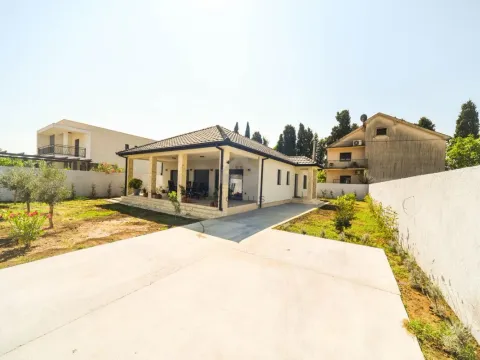 Prodaja, kuća, 130m², Tološi, Podgorica - image 4
