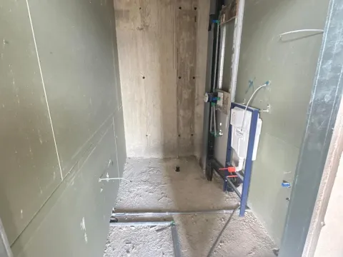 Prodaja, dvosoban stan, 84m², Centar, Bar - image 11