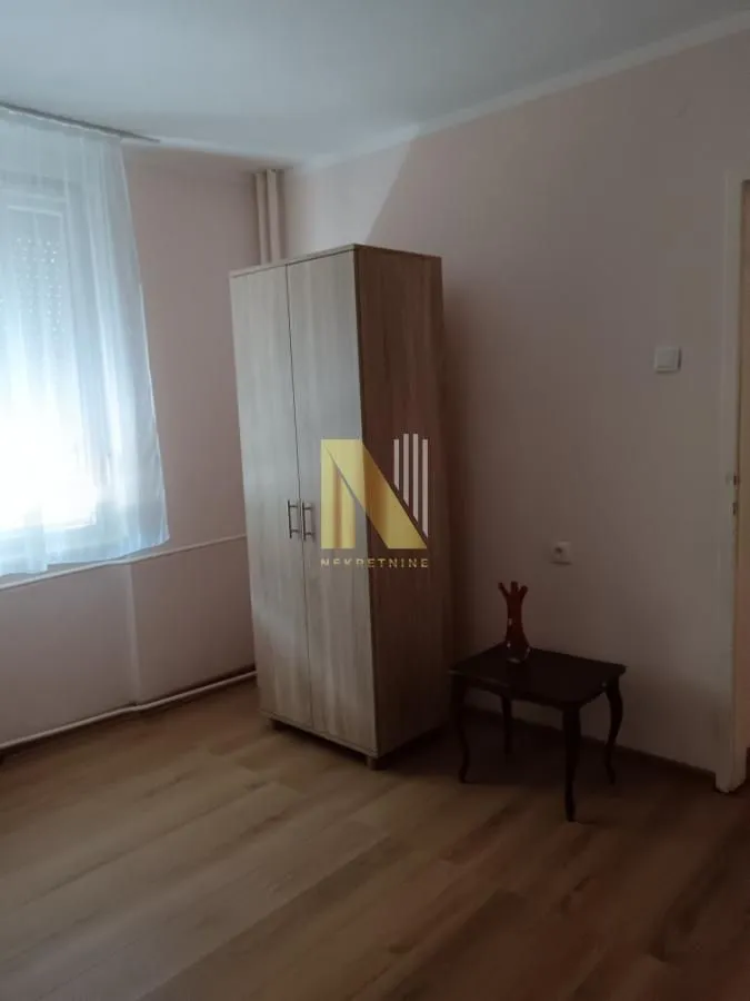 Izdavanje, dvosoban stan, 48m², Banatić, Novi Sad Sve Podlokacije