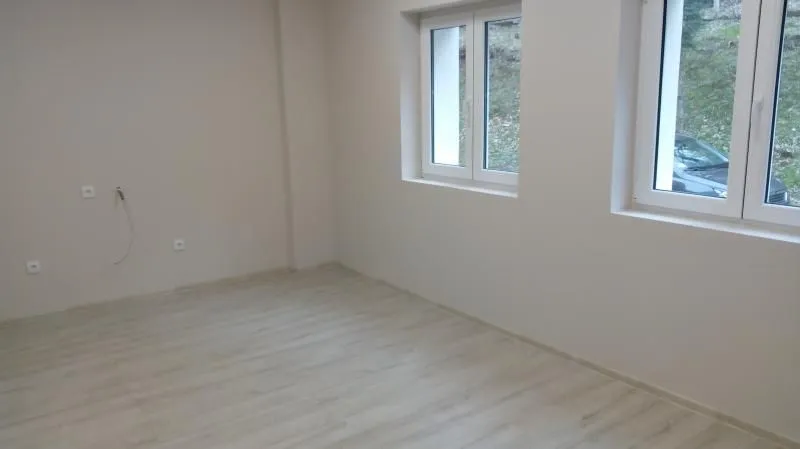 Sale, office space, 850m², Sremska Kamenica, Petrovaradin