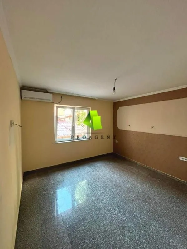 Izdavanje, poslovni prostor, 70m², Medijana, Niš