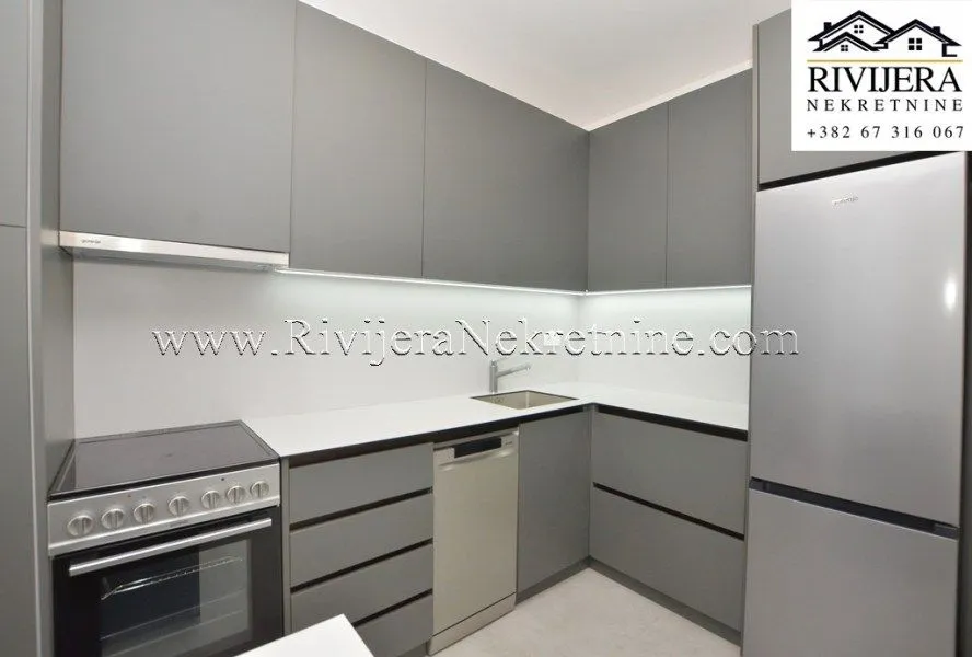 Prodaja, jednosoban stan, 44m², Baošići, Herceg Novi