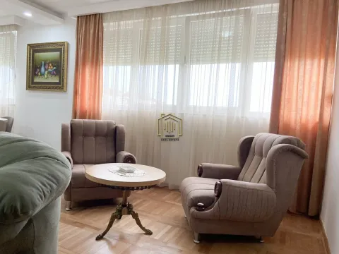 Sale, two bedroom apartment, 80m², Stari Aerodrom, Podgorica - image 4