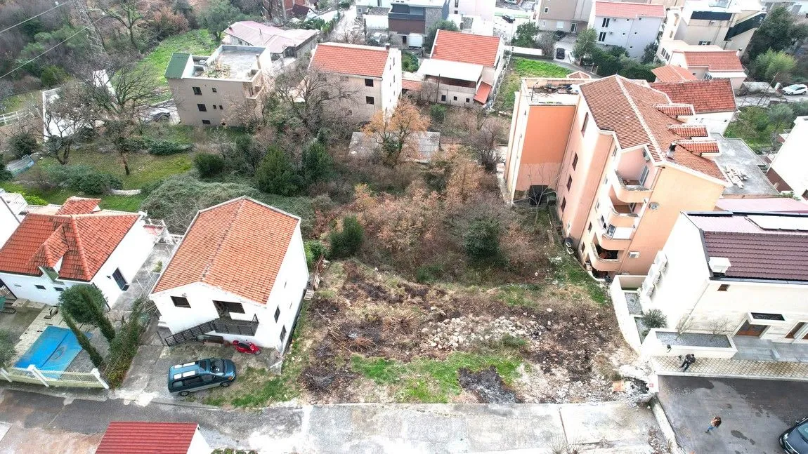 Prodaja, plac, 377m², Podkošljun, Budva