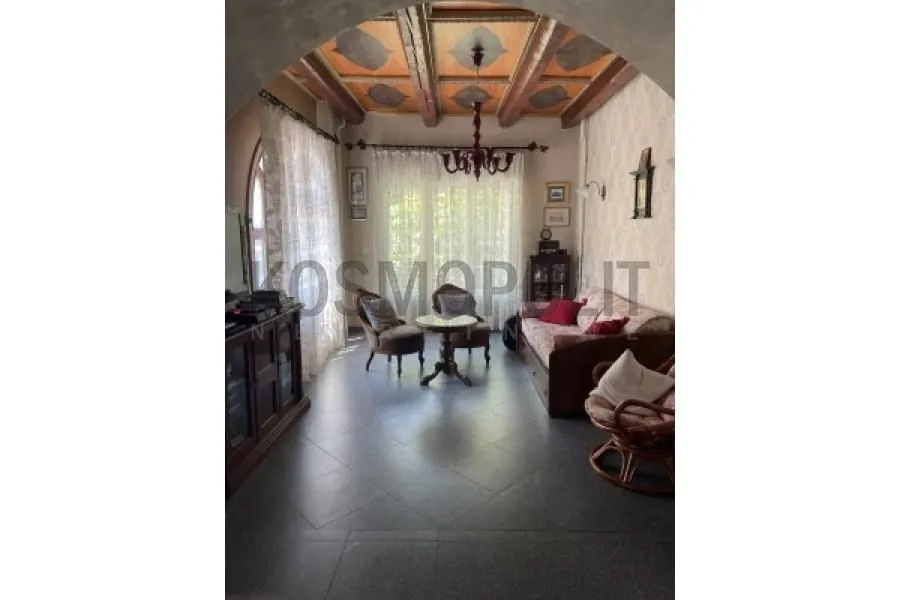 Sale, house, 365m², Miljakovac, Rakovica