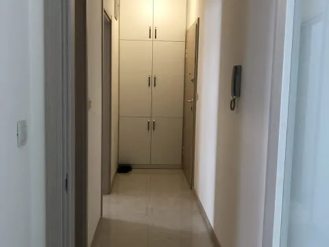 Prodaja, jednosoban stan, 54m², City Kvart, Podgorica - image 7