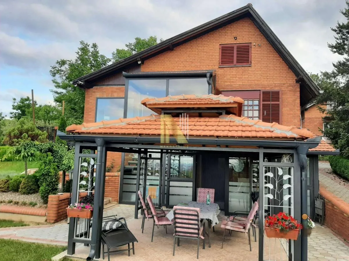 Prodaja, kuća, 150m², Sremska Kamenica, Petrovaradin