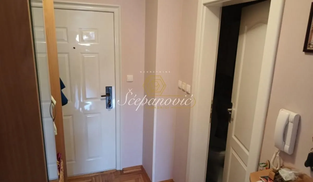 Prodaja, dvosoban stan, 55m², Nova Detelinara, Novi Sad Sve Podlokacije