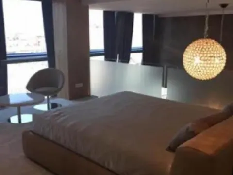 Izdavanje, dvosoban stan, 210m², Kalenić Pijaca, Vračar Sve Podlokacije - image 12