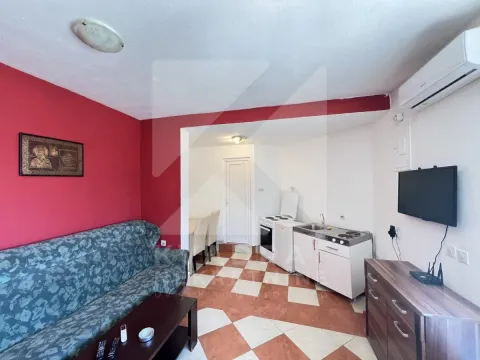 Izdavanje, garsonjera, 30m², Preko Morače, Podgorica - image 3