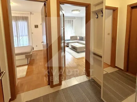Rent, one bedroom apartment, 50m², Autobuska stanica, Podgorica - image 8