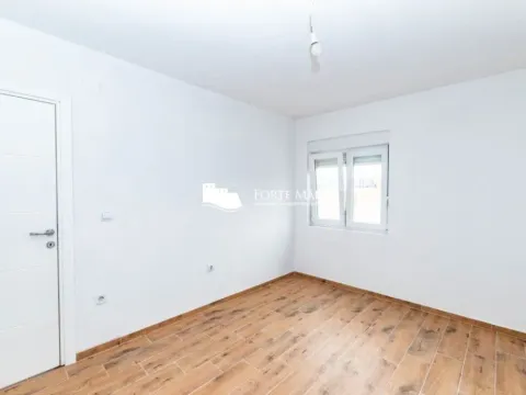 Sale, two bedroom apartment, 75m², Podi, Herceg Novi - image 8